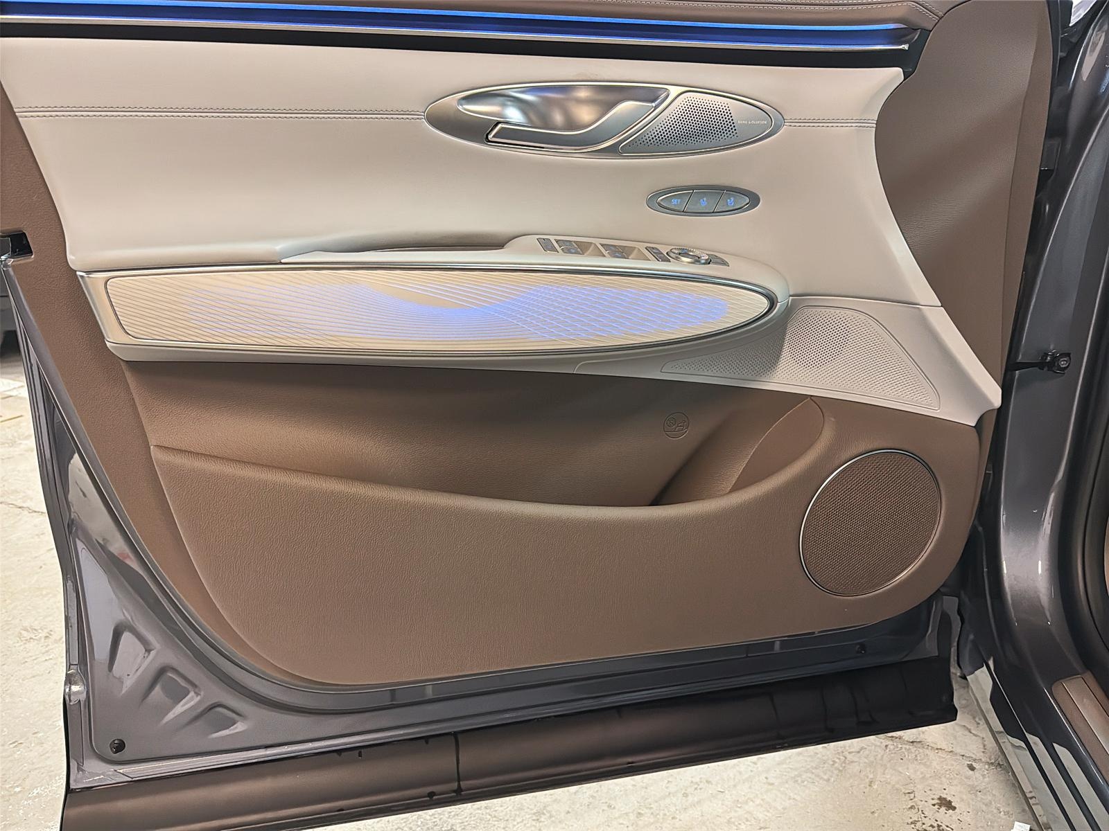 Genesis GV70 Prestige 2.5T 4RM 2026 - image #31