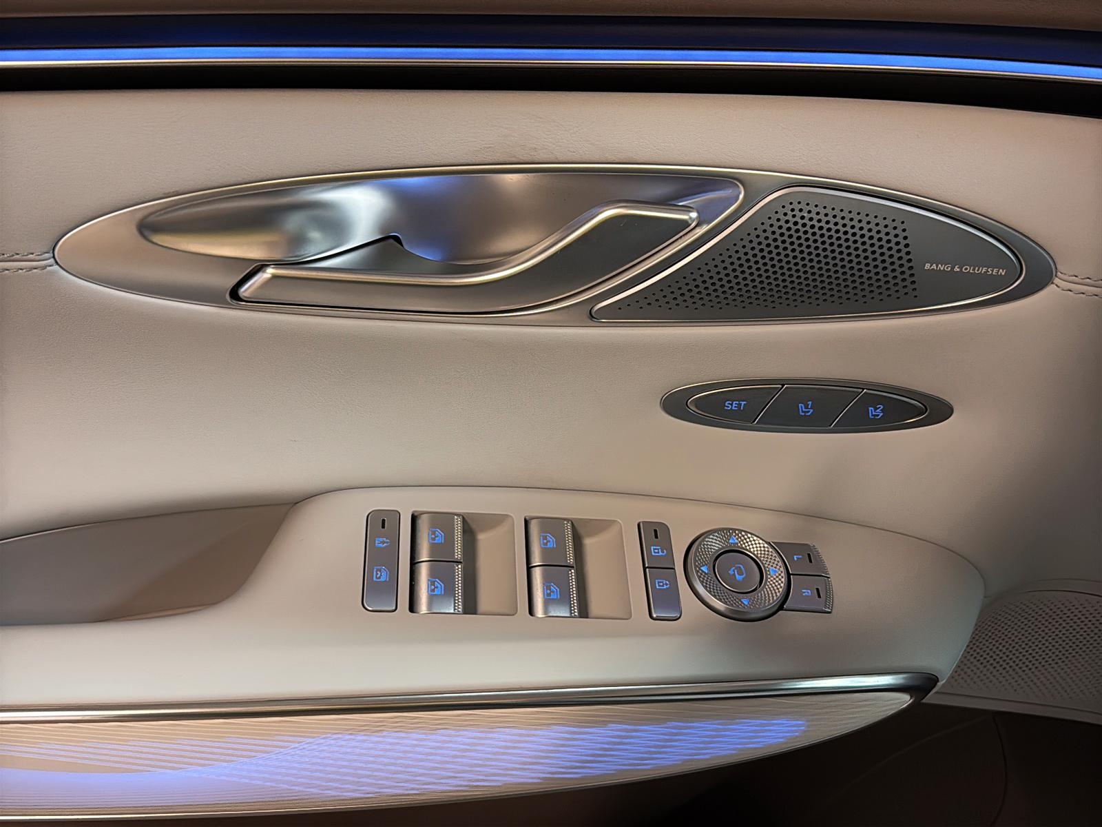 Genesis GV70 Prestige 2.5T 4RM 2026 - image #30