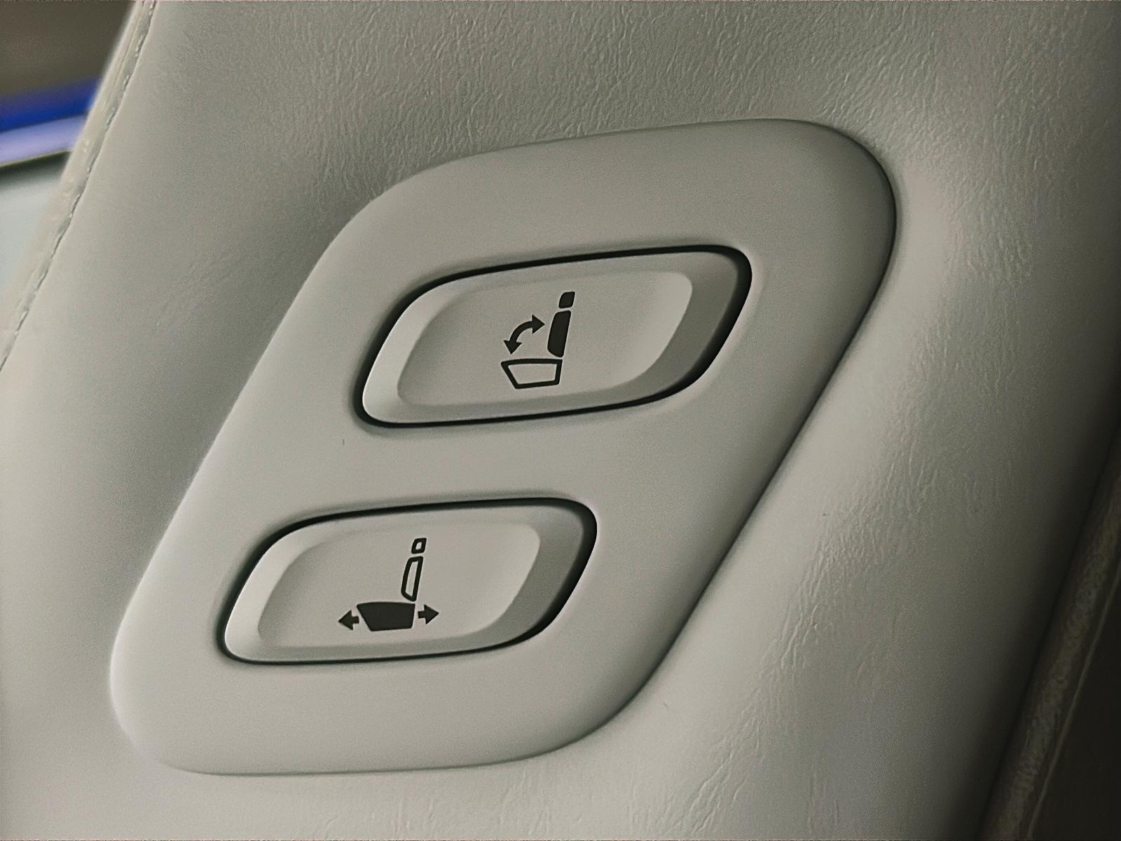 Genesis GV70 Prestige 2.5T 4RM 2026 - image #11