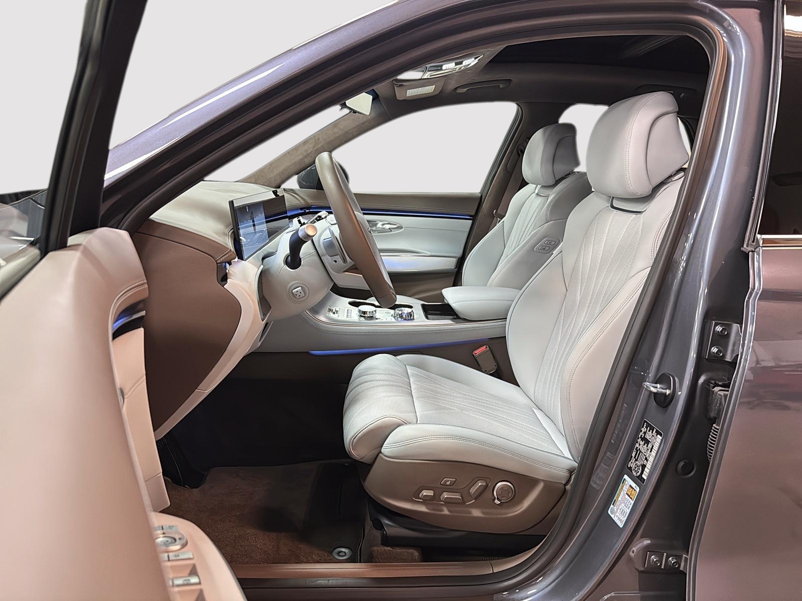 Genesis GV70 Prestige 2.5T 4RM 2026 - image #7