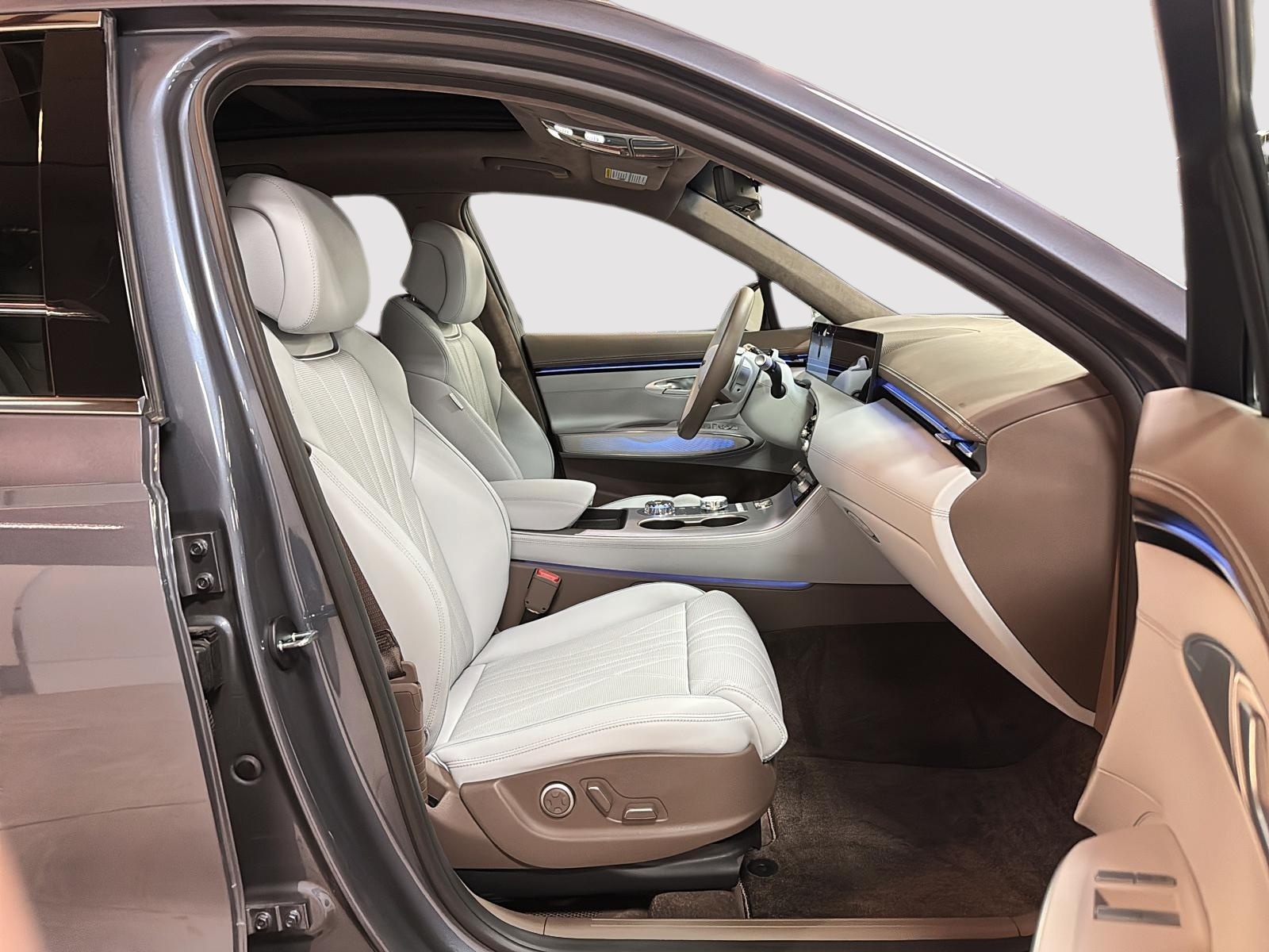 Genesis GV70 Prestige 2.5T 4RM 2026 - image #8