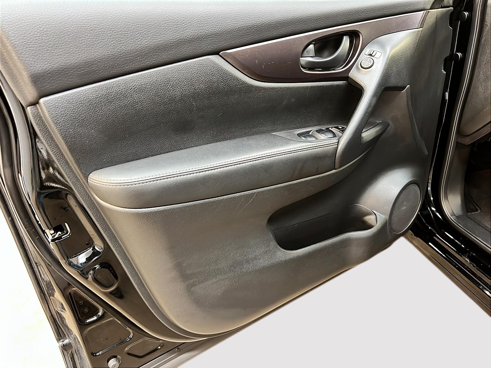 Nissan Qashqai S 4RM 2023 - image #21