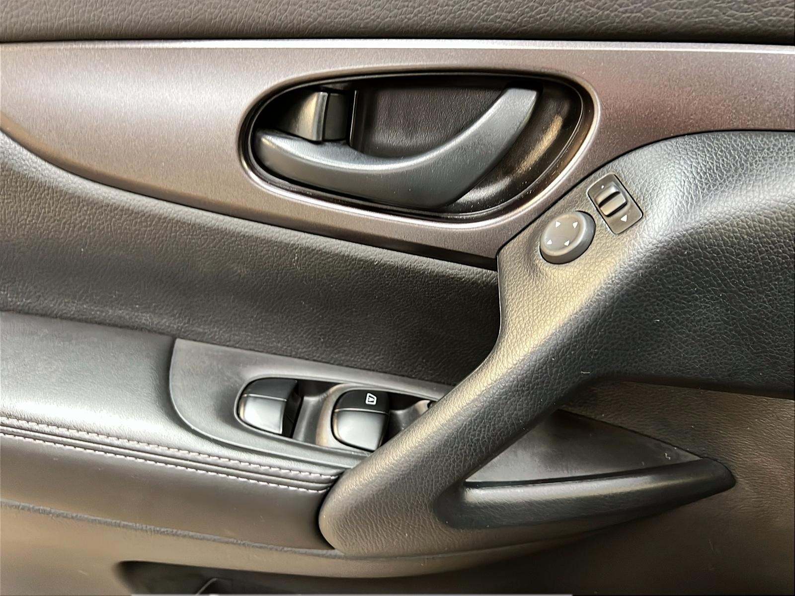 Nissan Qashqai S 4RM 2023 - image #20