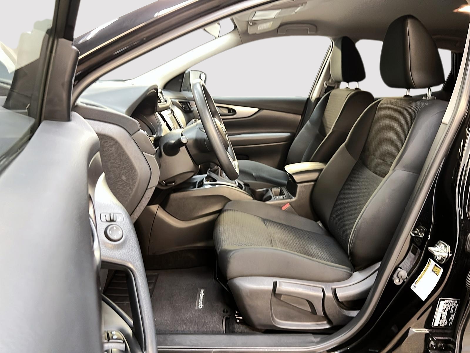 Nissan Qashqai S 4RM 2023 - image #7