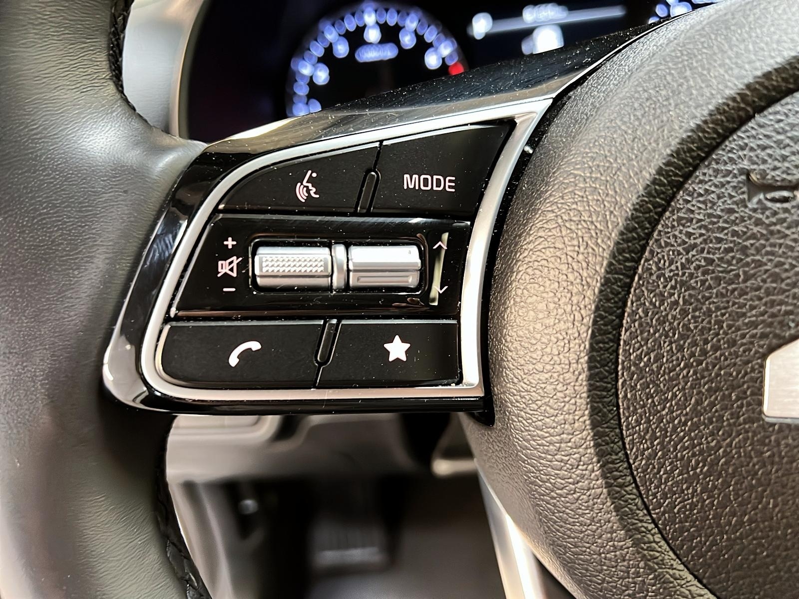 Kia Forte EX + TOIT 2024 - image #19