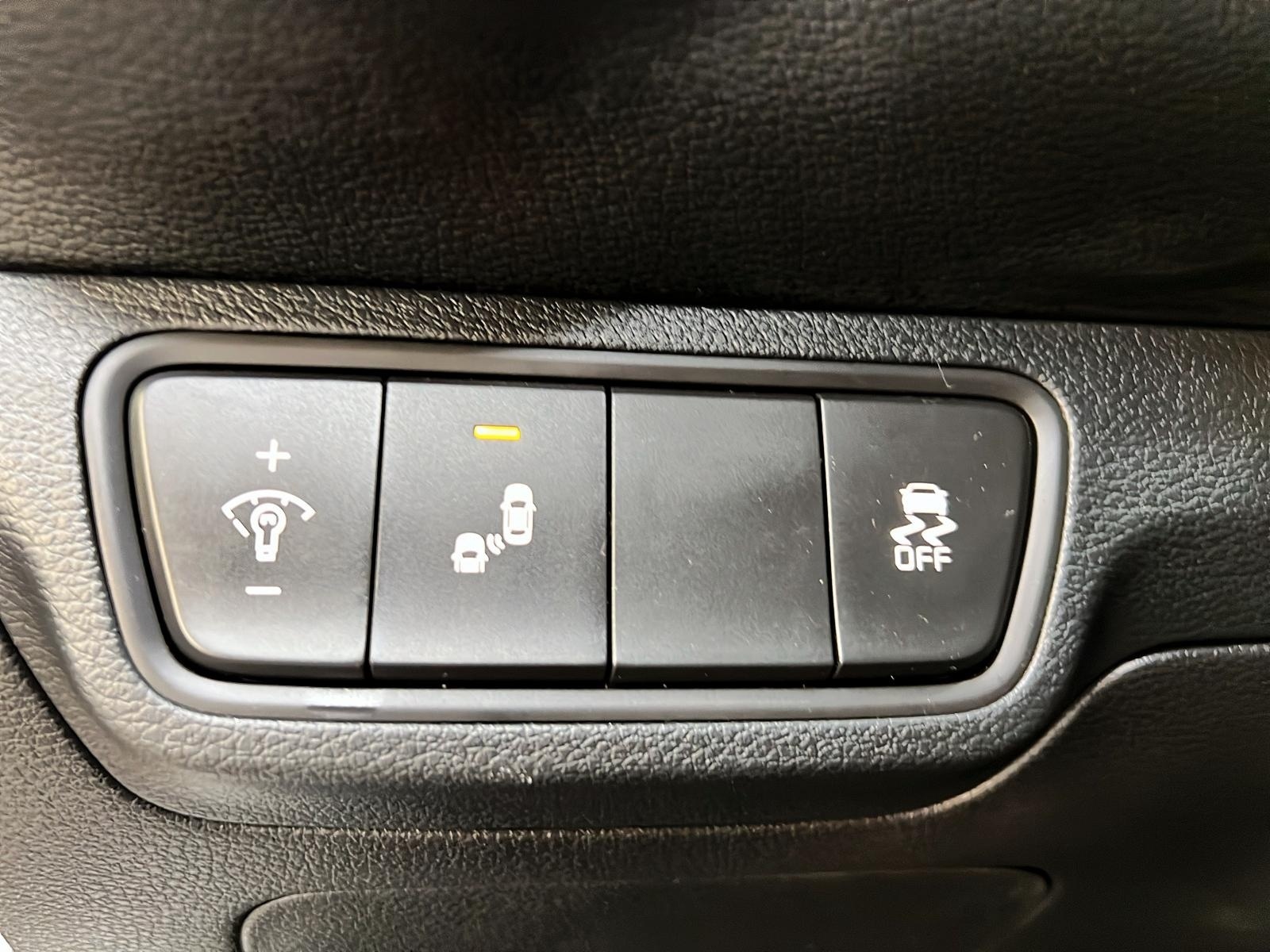 Kia Forte EX + TOIT 2024 - image #20