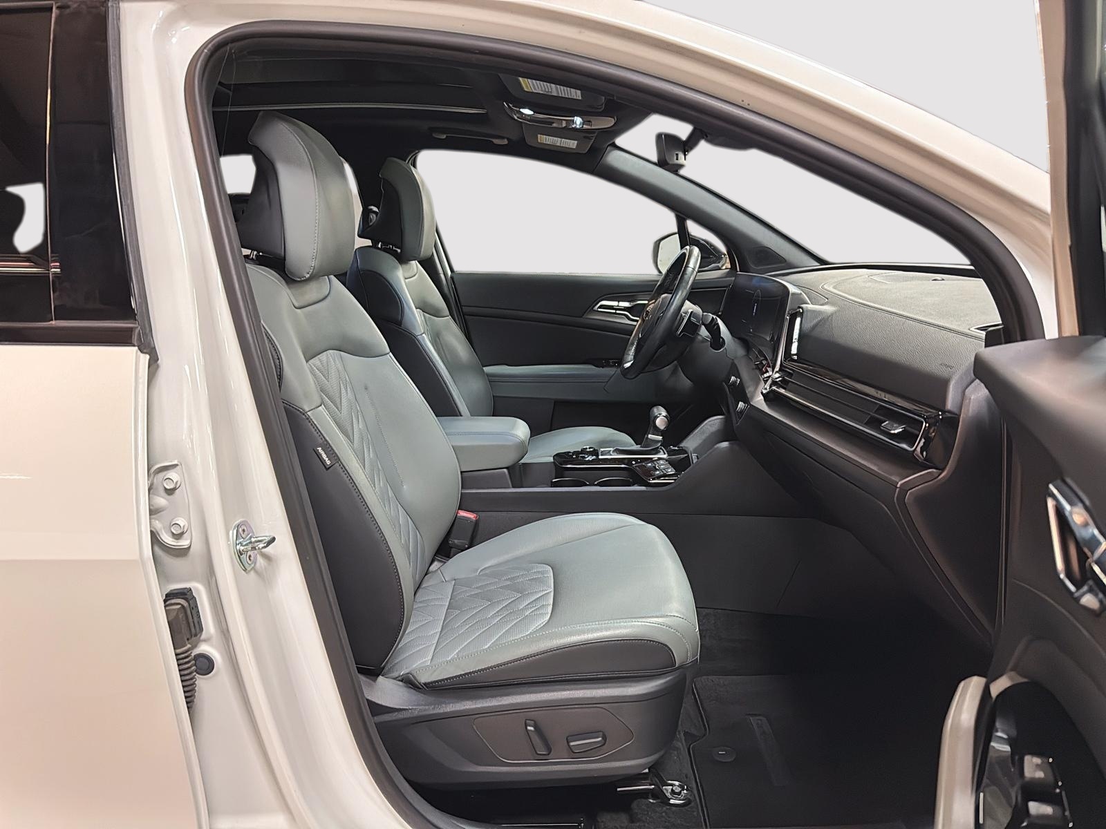 Kia Sportage X-LINE LIMITED CUIR TOIT PANO NAV 4RM 2023 - image #8