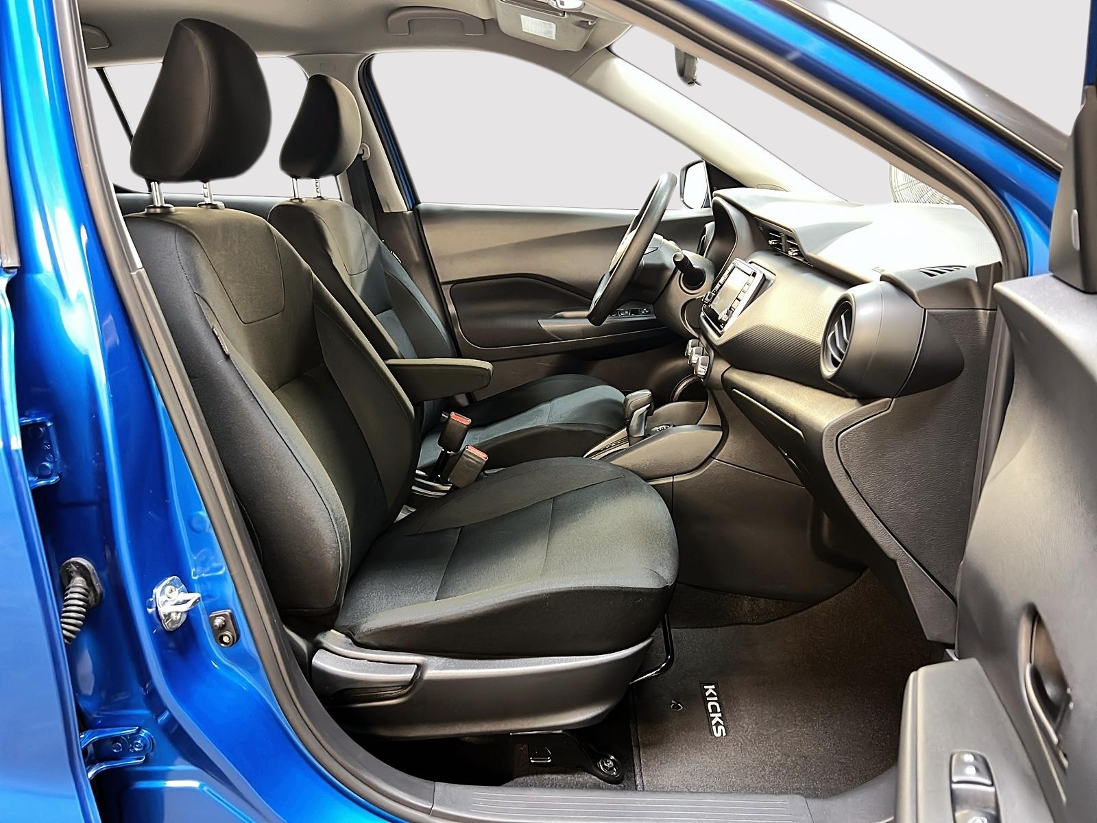 Nissan Kicks S 2024 - image #8