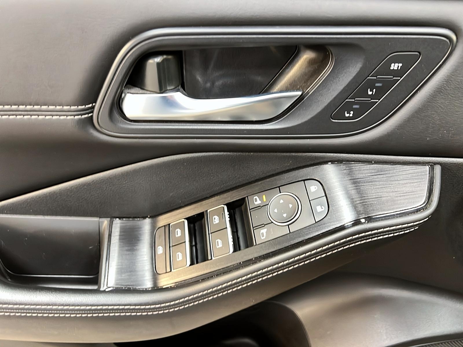 Nissan Rogue SL CUIR TOIT PANO NAV 4RM 2023 - image #25