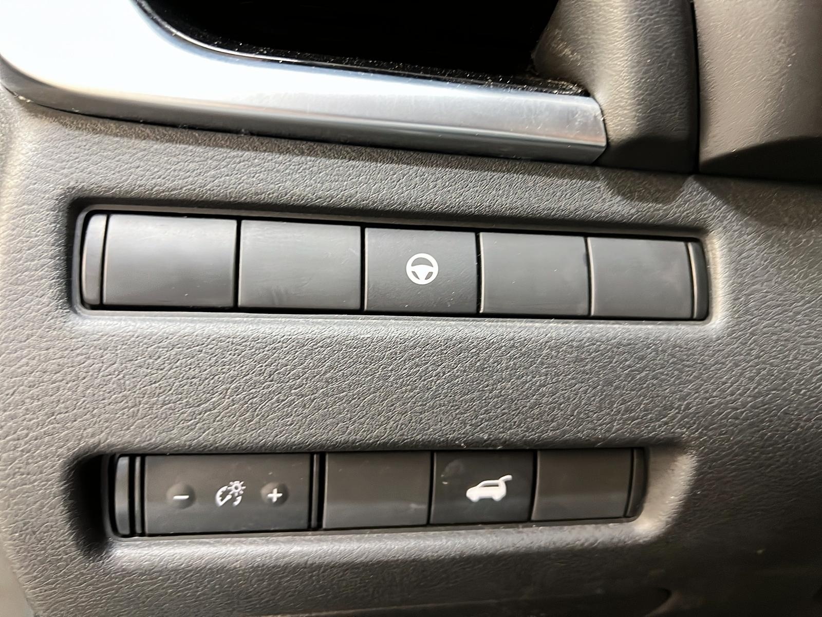 Nissan Rogue SL CUIR TOIT PANO NAV 4RM 2023 - image #24