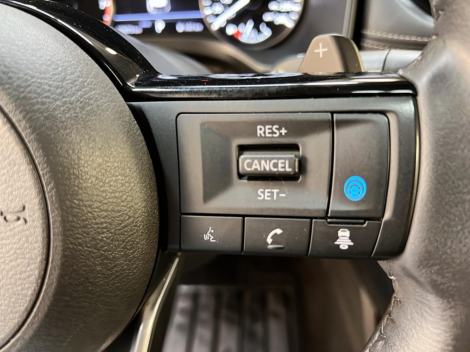 Nissan Rogue SL CUIR TOIT PANO NAV 4RM 2023 - image #22