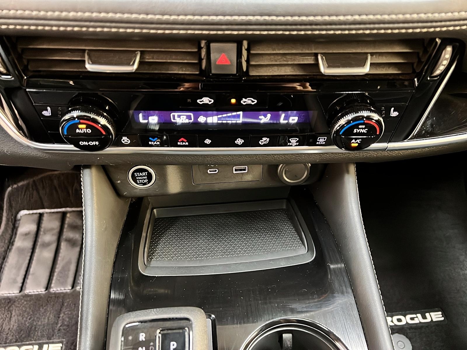 Nissan Rogue SL CUIR TOIT PANO NAV 4RM 2023 - image #17