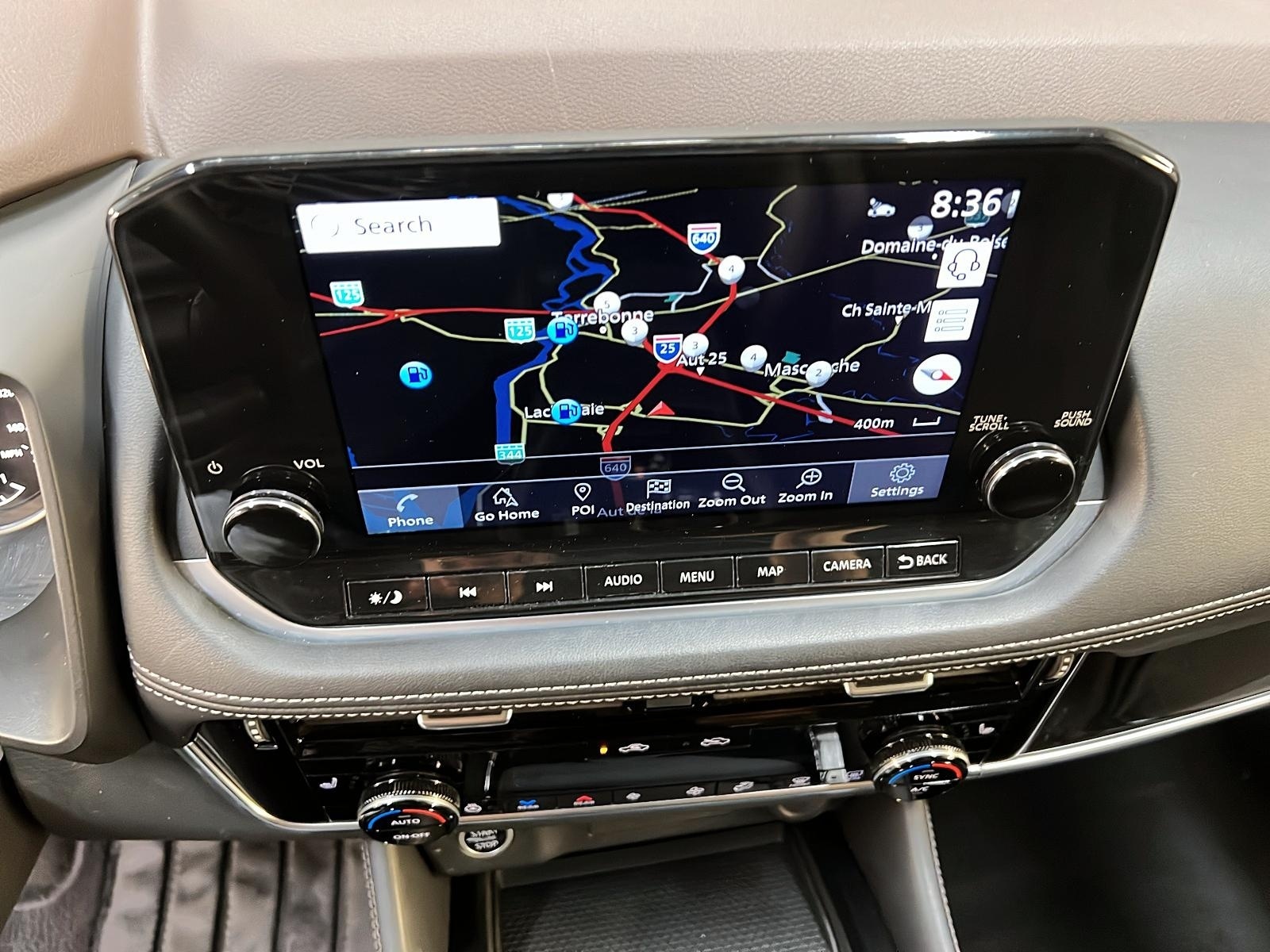 Nissan Rogue SL CUIR TOIT PANO NAV 4RM 2023 - image #20