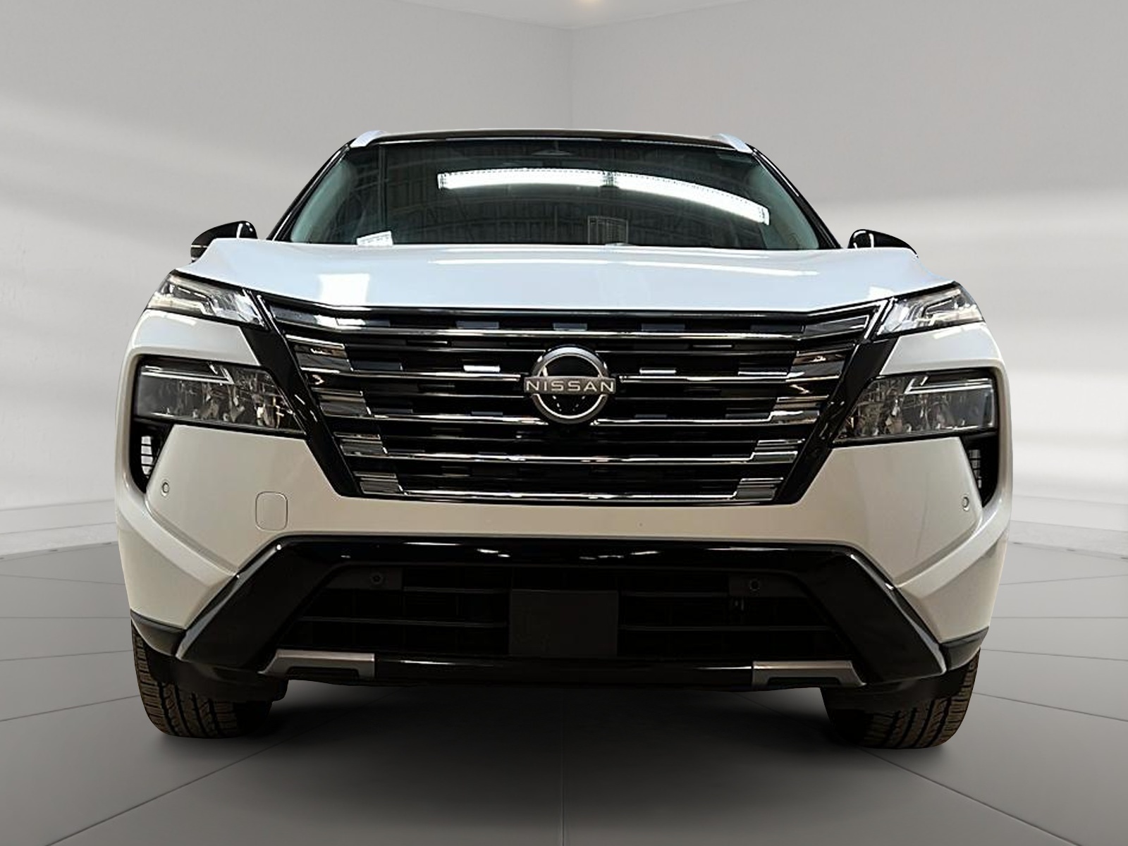 Nissan Rogue PLATINUM CUIR TOIT PANO NAV 4RM 2024 - image #2