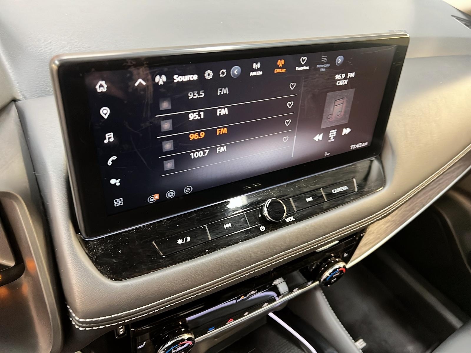 Nissan Rogue PLATINUM CUIR TOIT PANO NAV 4RM 2024 - image #18