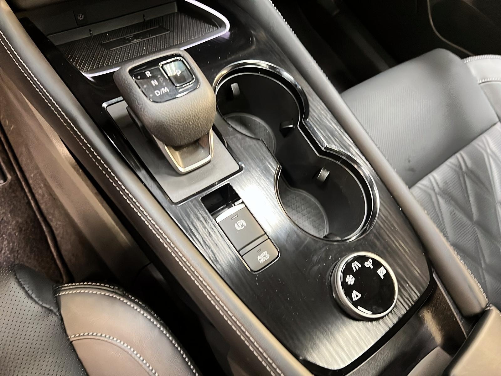 Nissan Rogue PLATINUM CUIR TOIT PANO NAV 4RM 2024 - image #16