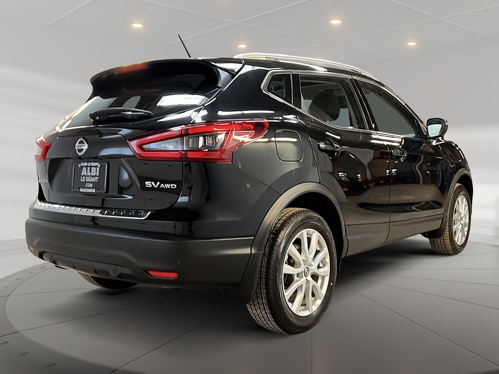 Nissan Qashqai SV TOIT 4RM 2023 - image #4