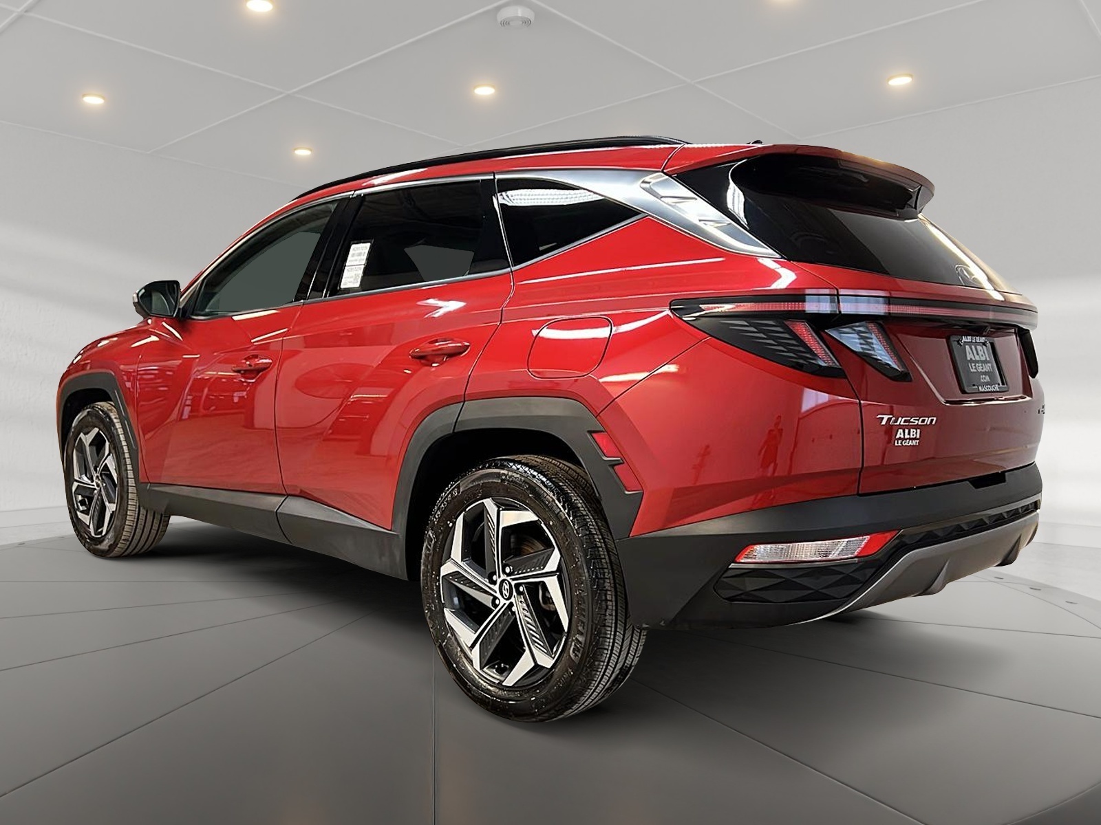 Hyundai Tucson LUXURY HYBRID CUIR TOIT PANO NAV 4RM 2023 - image #6