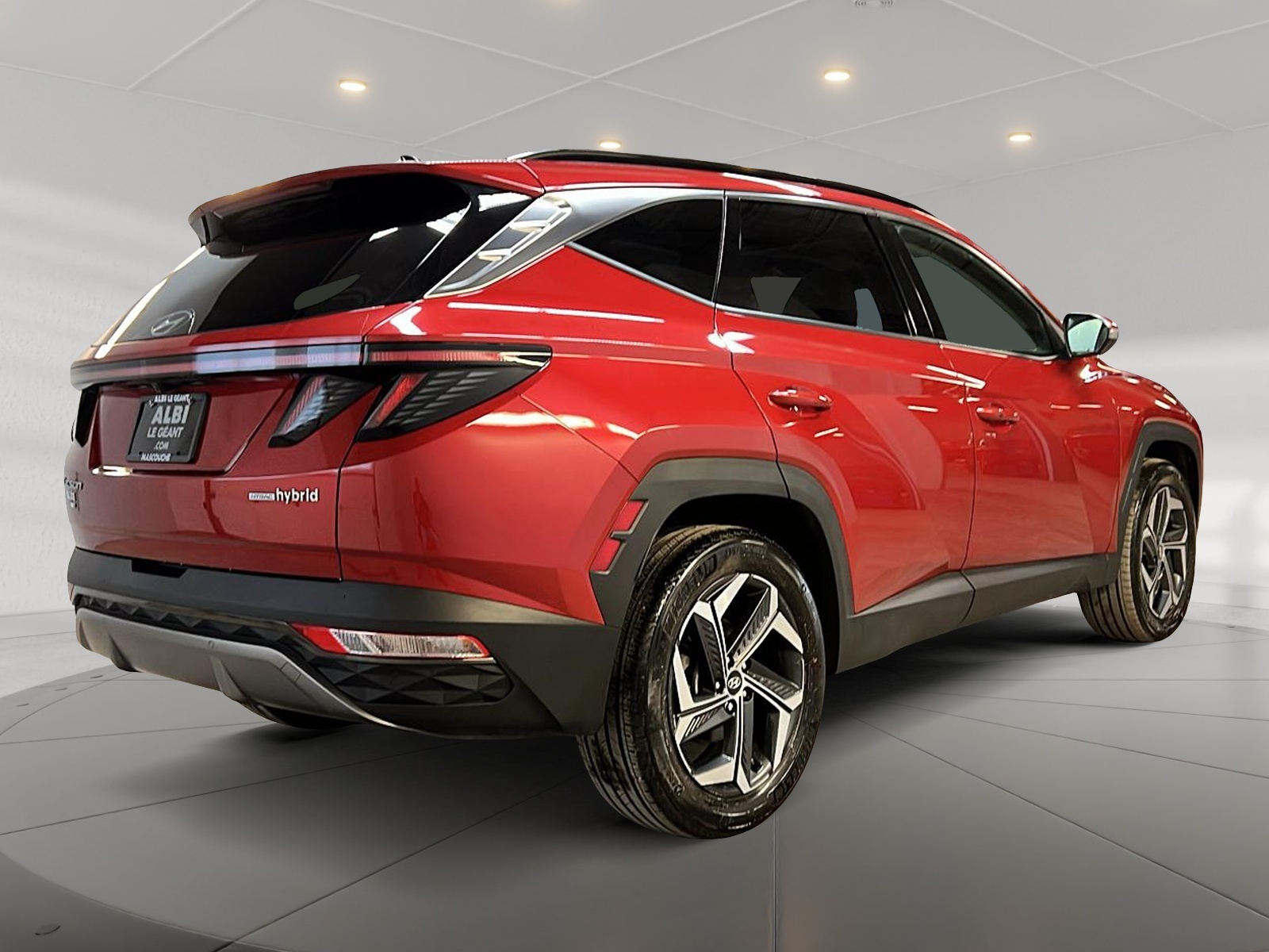 Hyundai Tucson LUXURY HYBRID CUIR TOIT PANO NAV 4RM 2023 - image #4