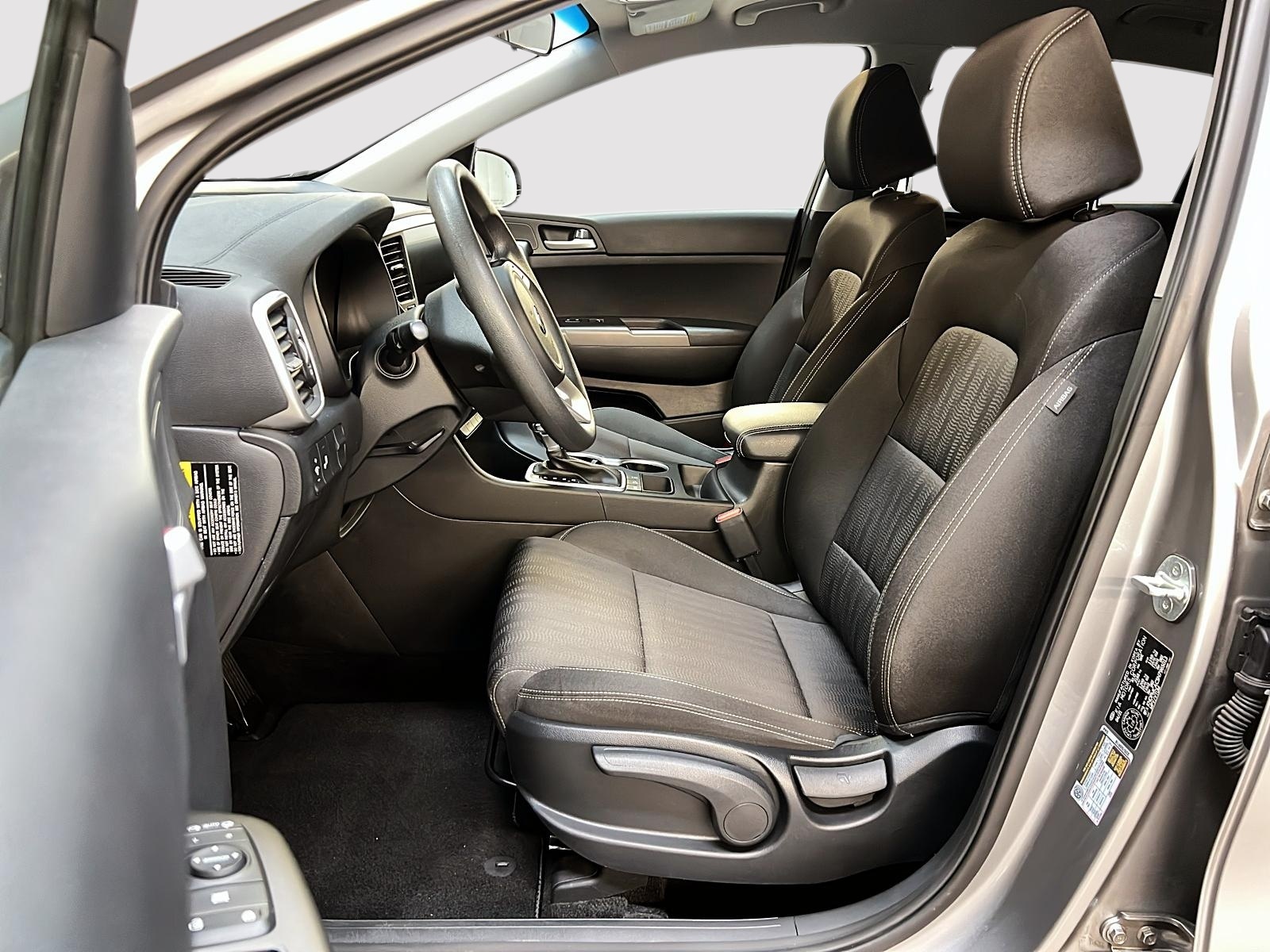 Kia Sportage LX NIGHTSKY 4RM 2022 - image #7