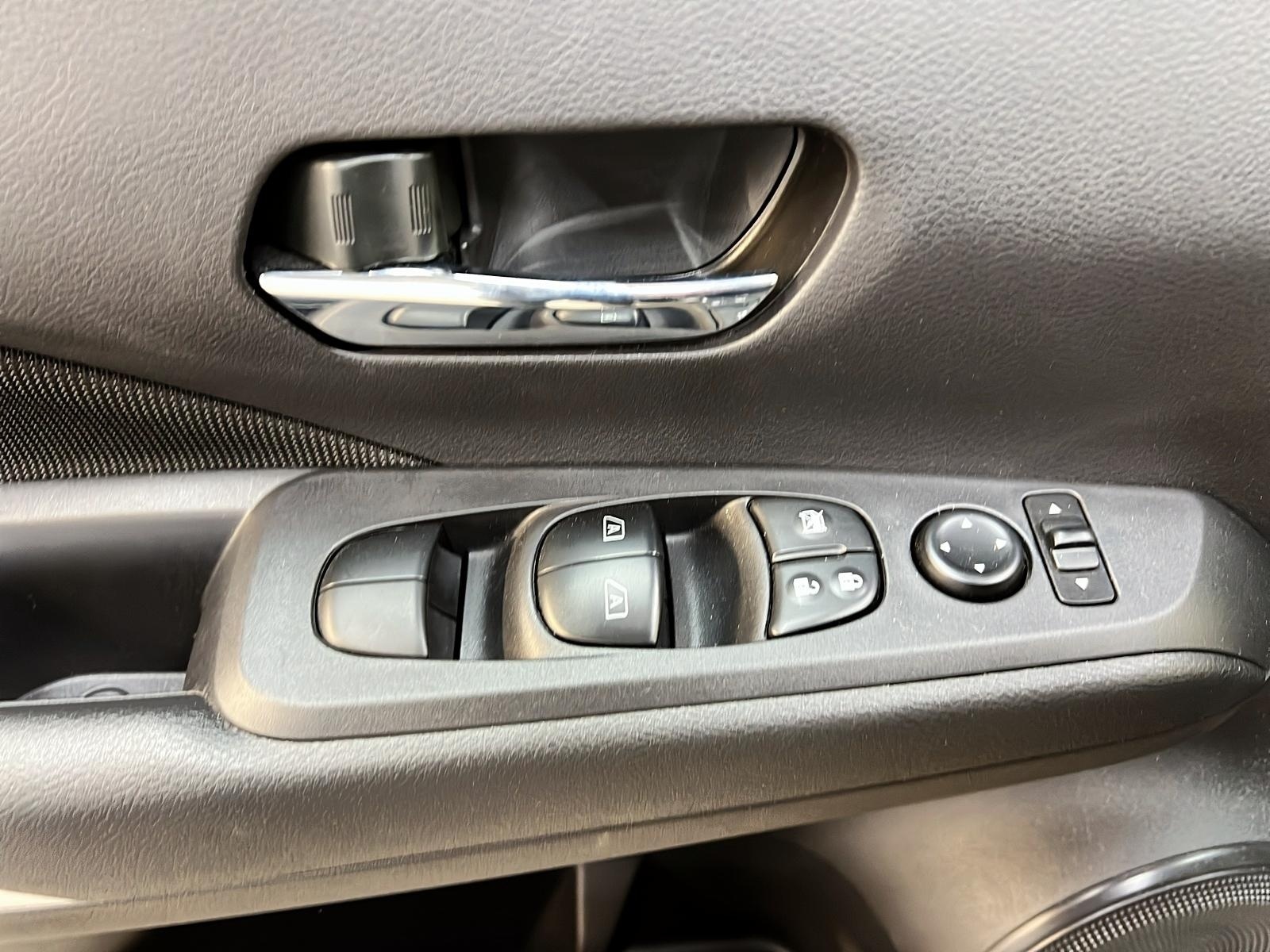 Nissan Kicks SV 2024 - image #21