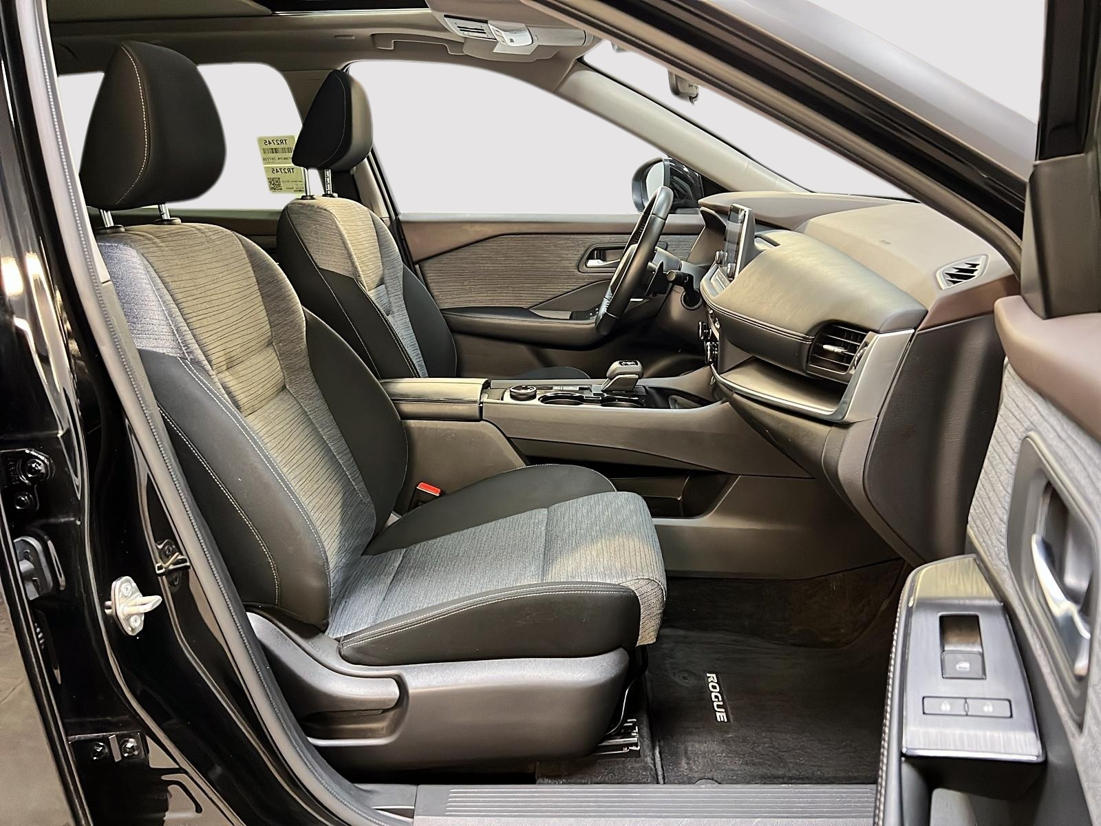 Nissan Rogue SV TOIT PANO 4RM 2023 - image #8