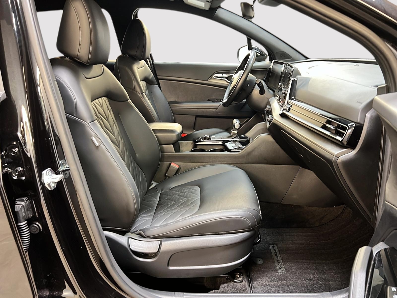 Kia Sportage X-LINE CUIR 4RM 2025 - image #8