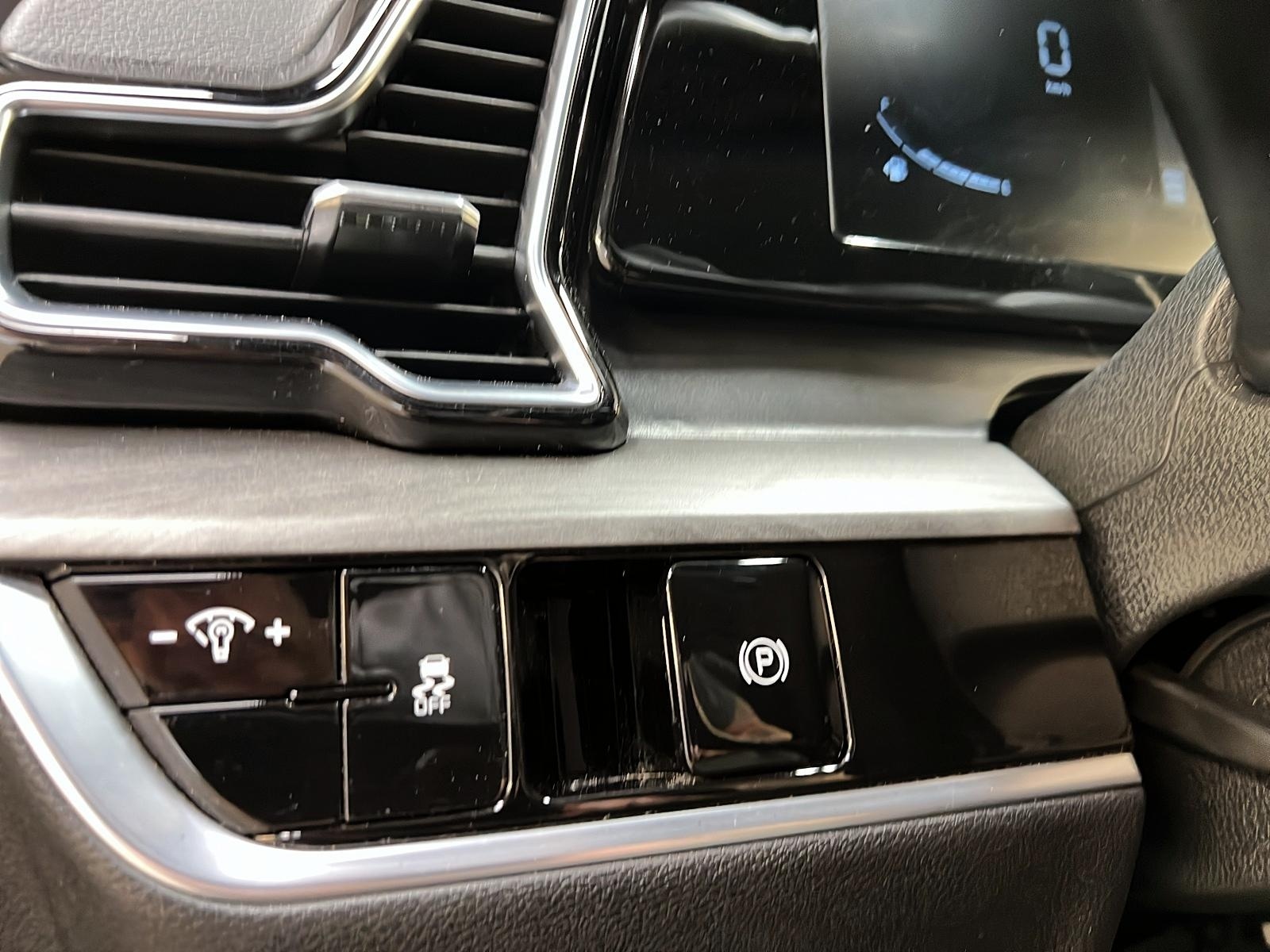 Kia Sportage X-LINE CUIR 4RM 2025 - image #20
