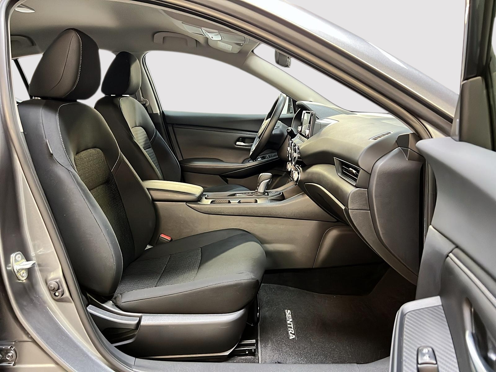 Nissan Sentra S PLUS 2022 - image #8