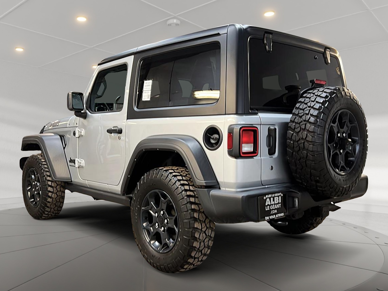Jeep Wrangler WILLY'S SPORT 4X4 2023 - image #6