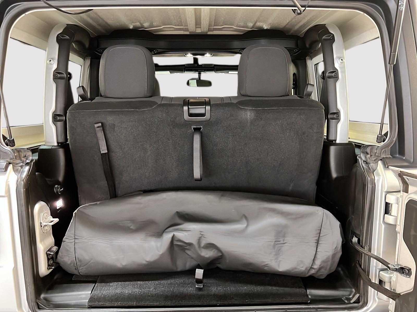 Jeep Wrangler WILLY'S SPORT 4X4 2023 - image #12