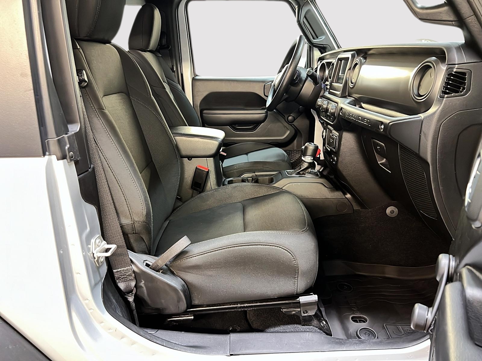 Jeep Wrangler WILLY'S SPORT 4X4 2023 - image #8