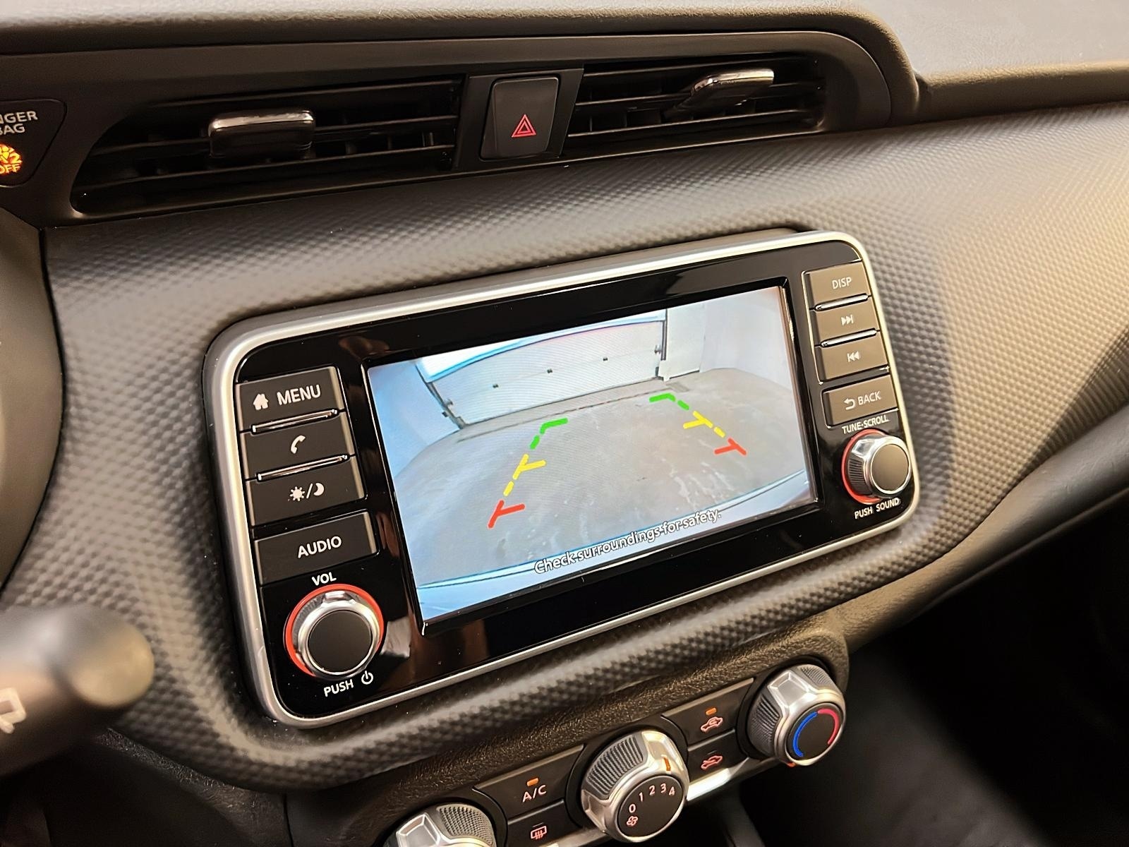 Nissan Kicks S 2024 - image #16