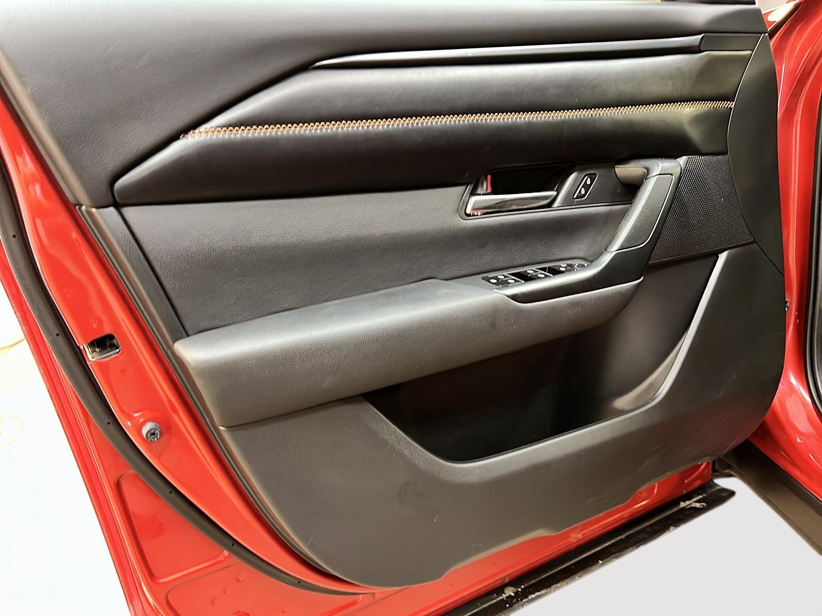 Mazda CX-50 GT TURBO CUIR TOIT PANO NAV 4RM 2024 - image #27