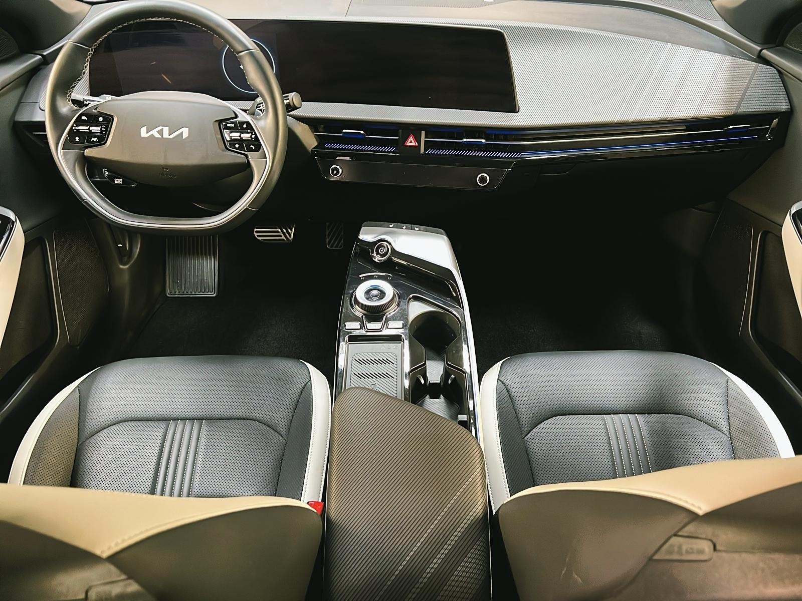 Kia EV6 LAND GT LINE 1 CUIR NAV 4RM 2024 - image #10