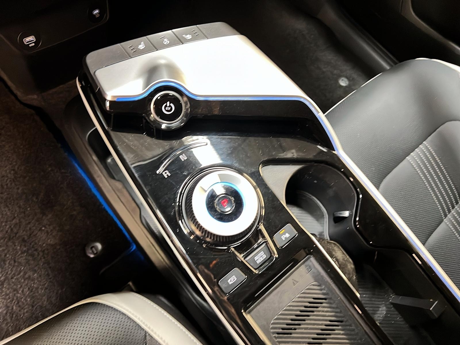 Kia EV6 LAND GT LINE 1 CUIR NAV 4RM 2024 - image #14