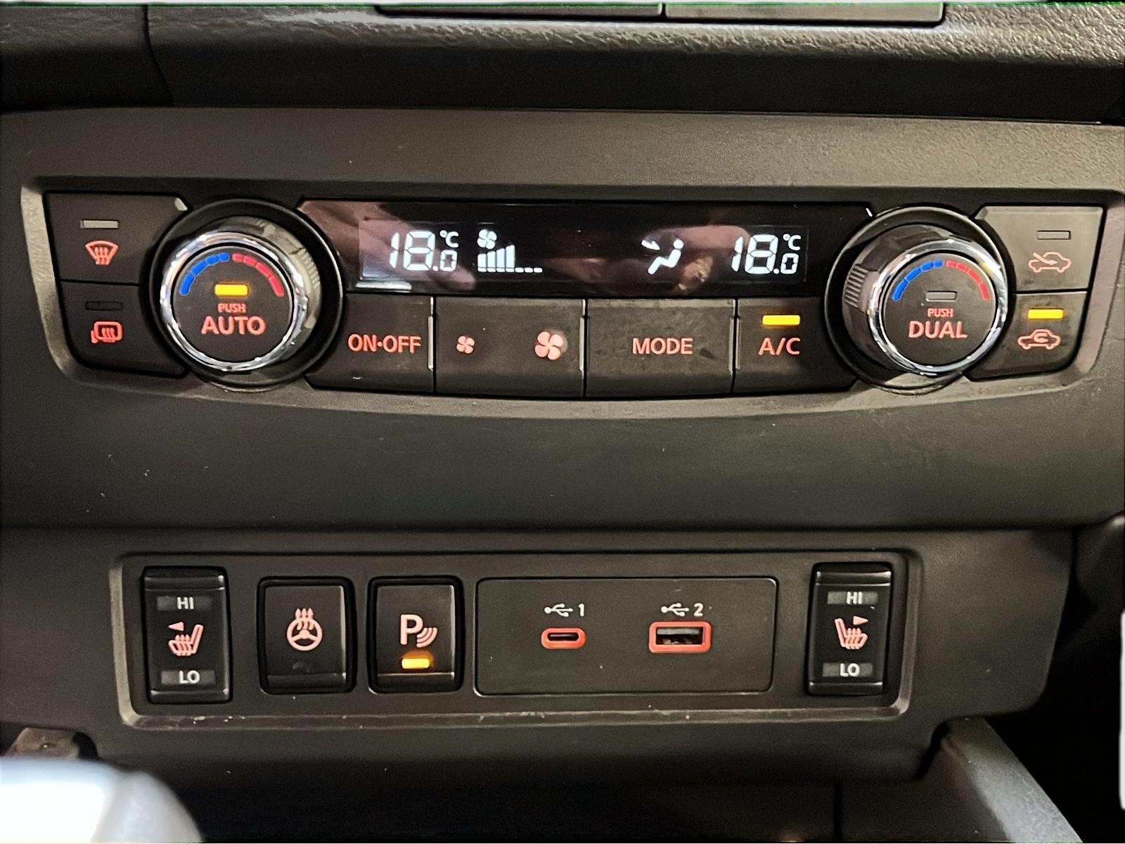 Nissan Frontier SV SPORT CREW CAB 4X4 2022 - image #14