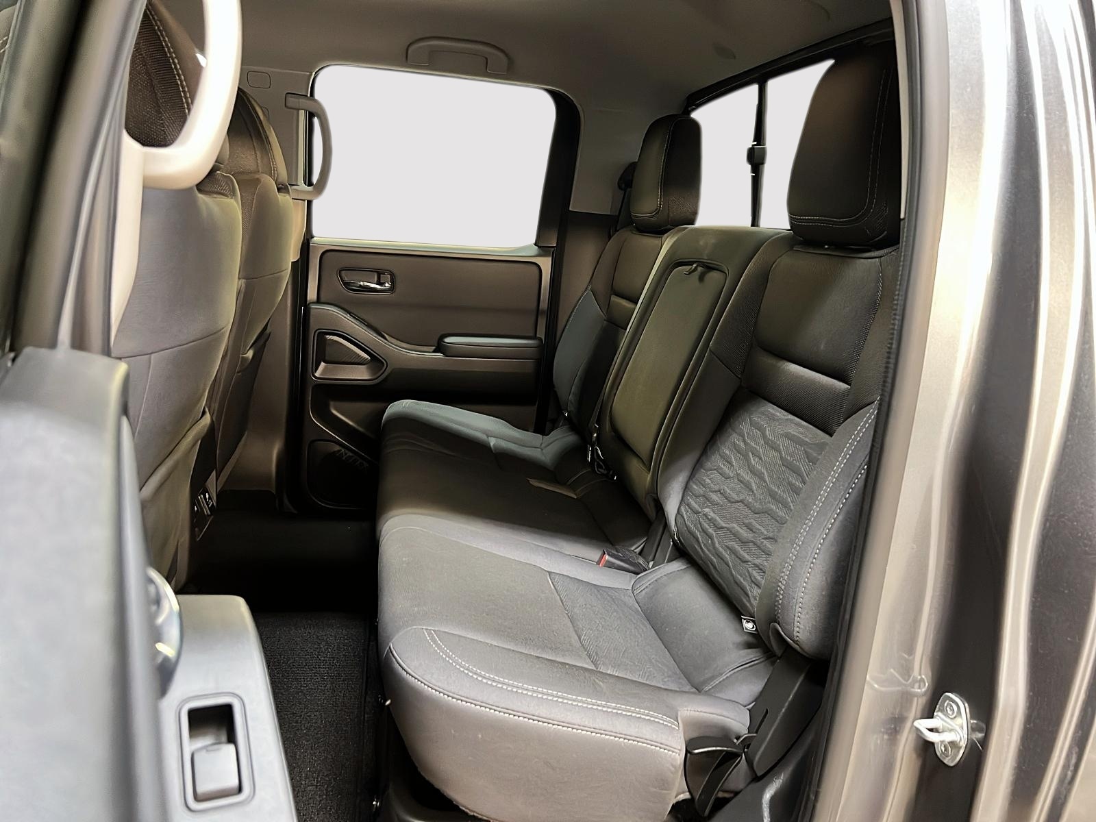 Nissan Frontier 2022 - Image #9