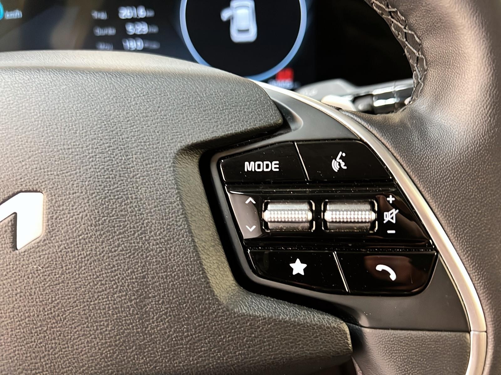 Kia EV6 LAND NAV 4RM 2024 - image #19