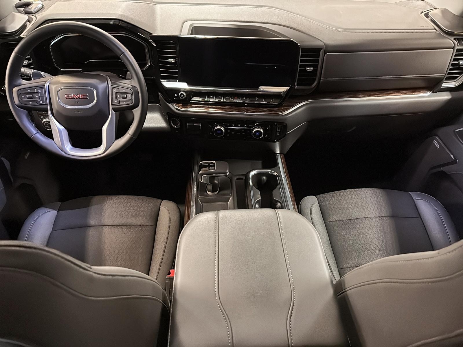 GMC Sierra 1500 ELEVATION X31 GR PRIVILEGE CREW CAB 4X4 2024 - image #10