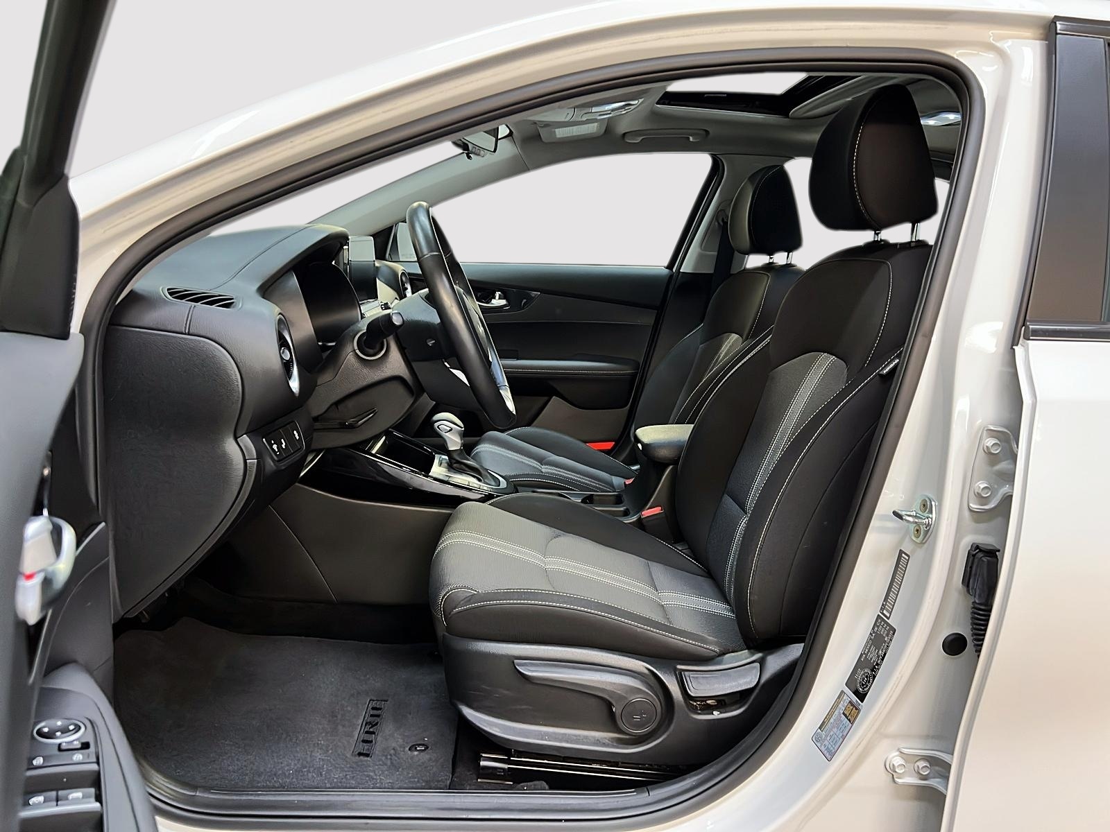 Kia Forte EX PREMIUM TOIT 2023 - image #7