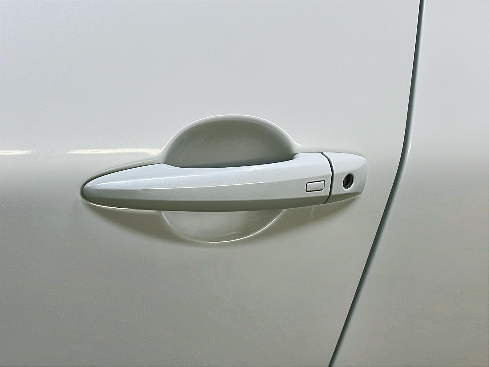 Nissan Rogue 2022 - Image #25