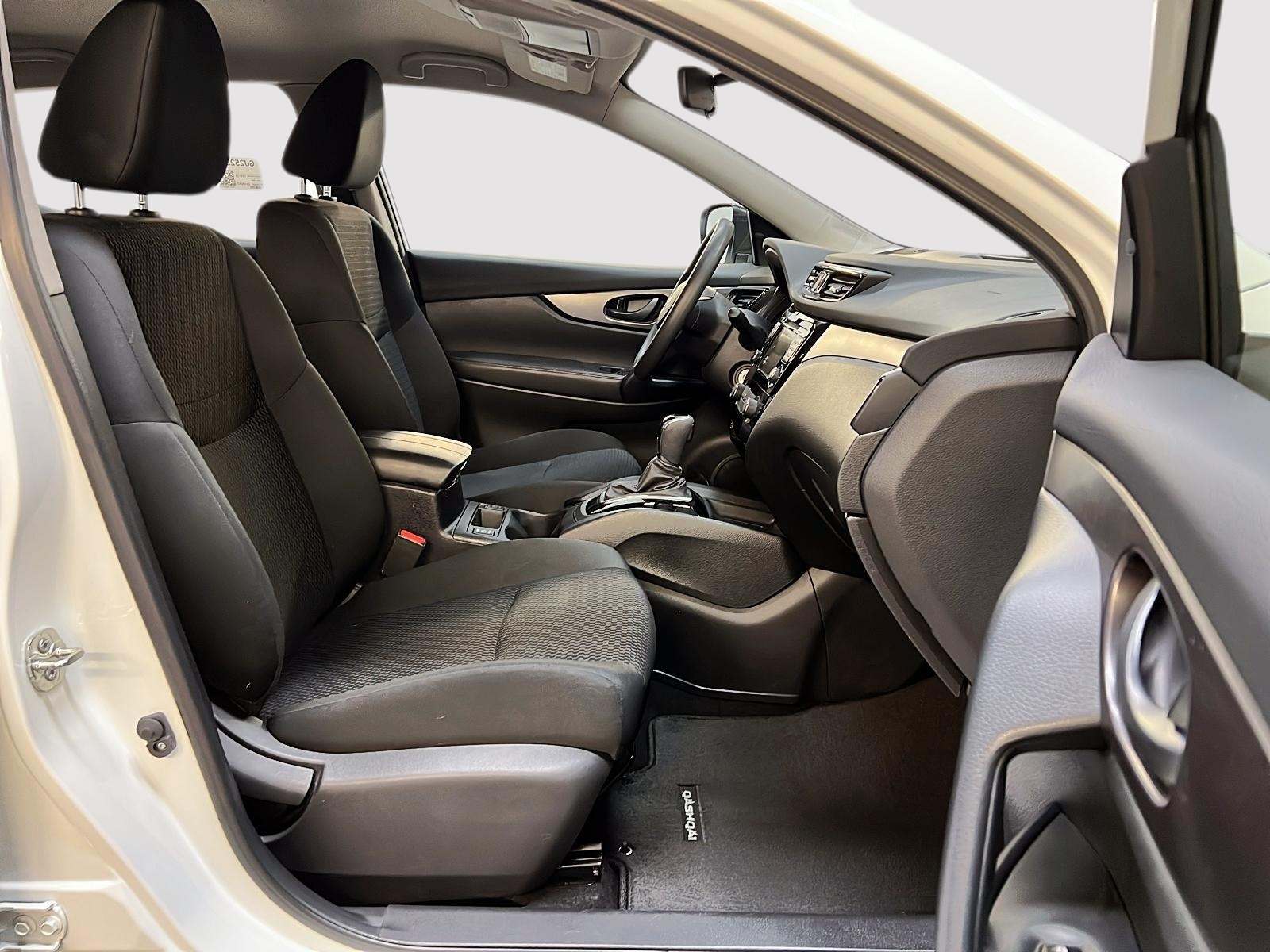 Nissan Qashqai S 4RM 2023 - image #8