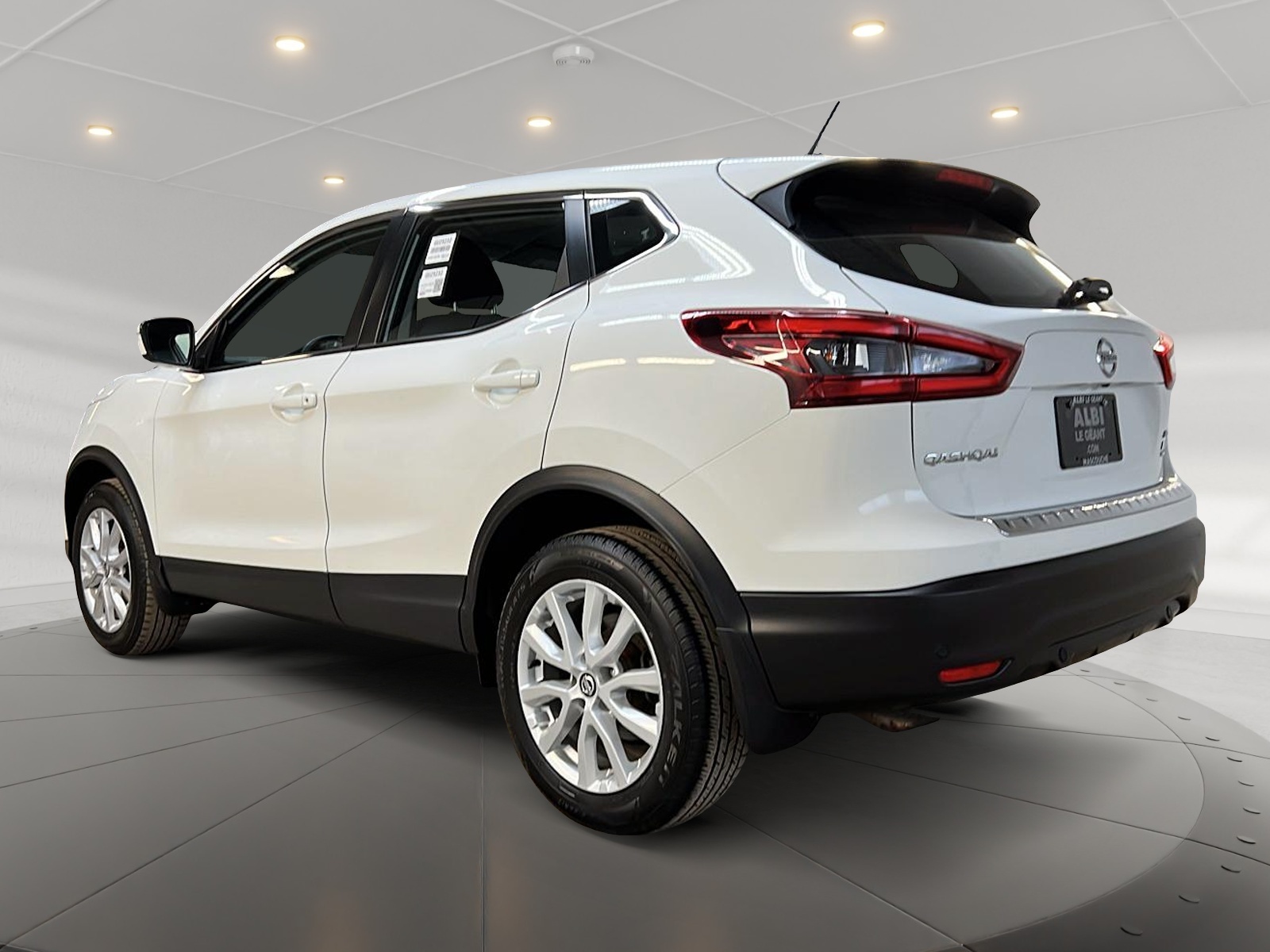 Nissan Qashqai S 4RM 2023 - image #6