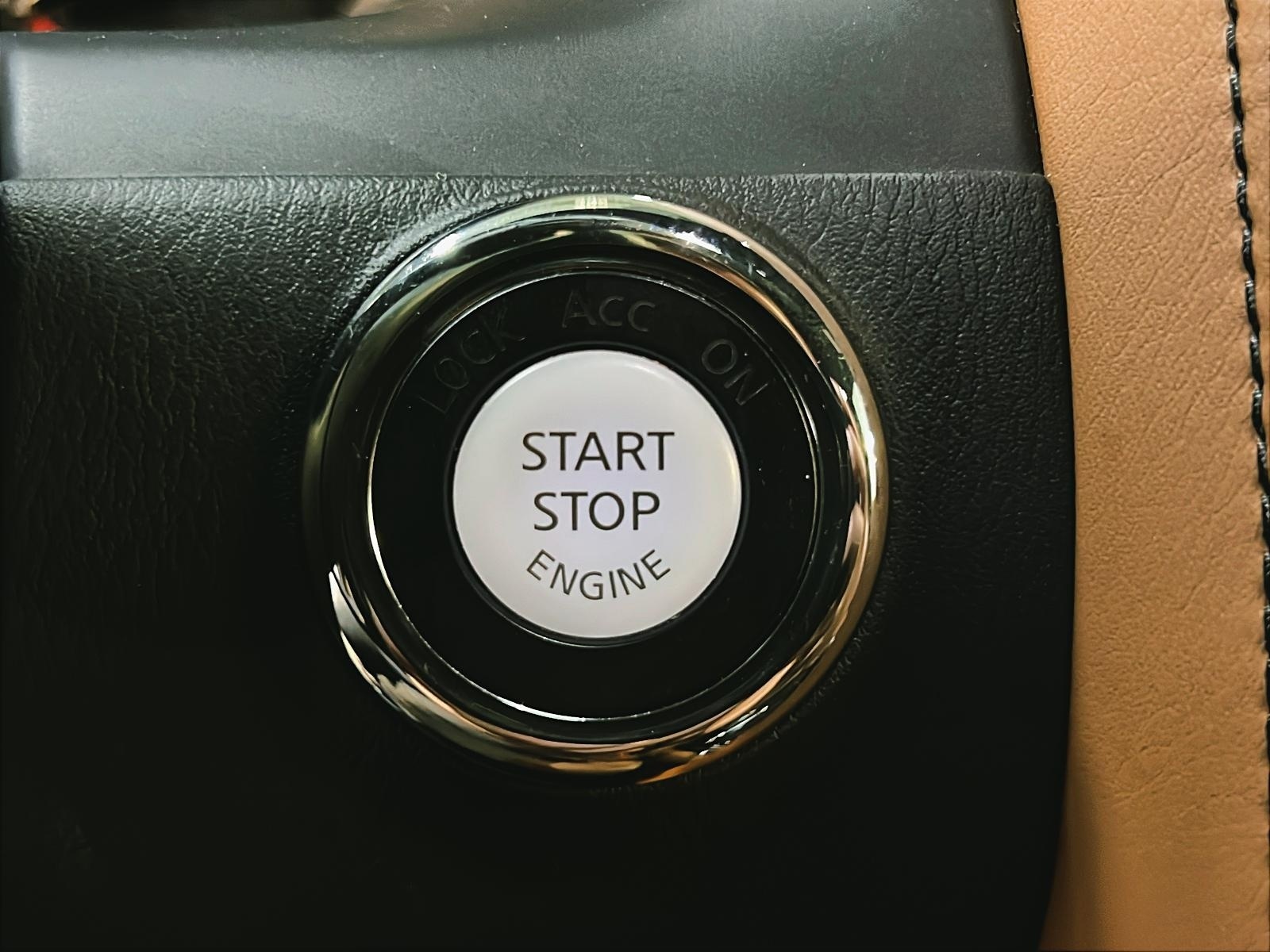 Infiniti QX80 LUXE PREMIUM CUIR TOIT NAV 4RM 2023 - image #16