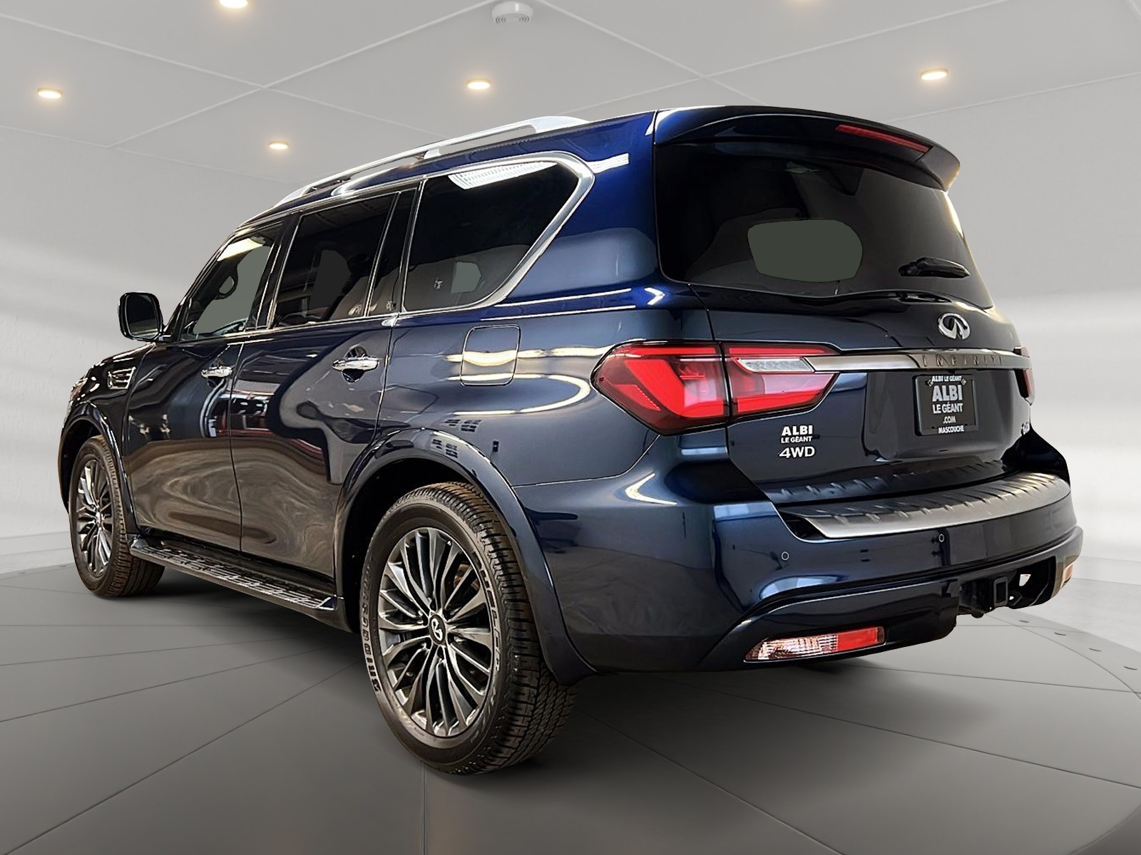 Infiniti QX80 LUXE PREMIUM CUIR TOIT NAV 4RM 2023 - image #6