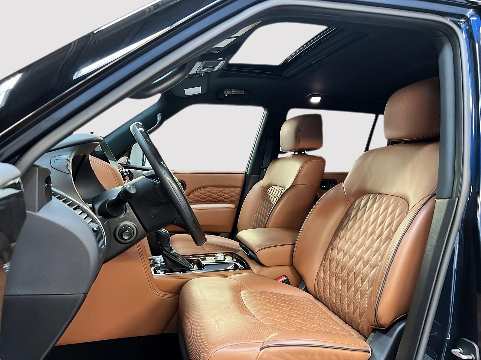 Infiniti QX80 LUXE PREMIUM CUIR TOIT NAV 4RM 2023 - image #7