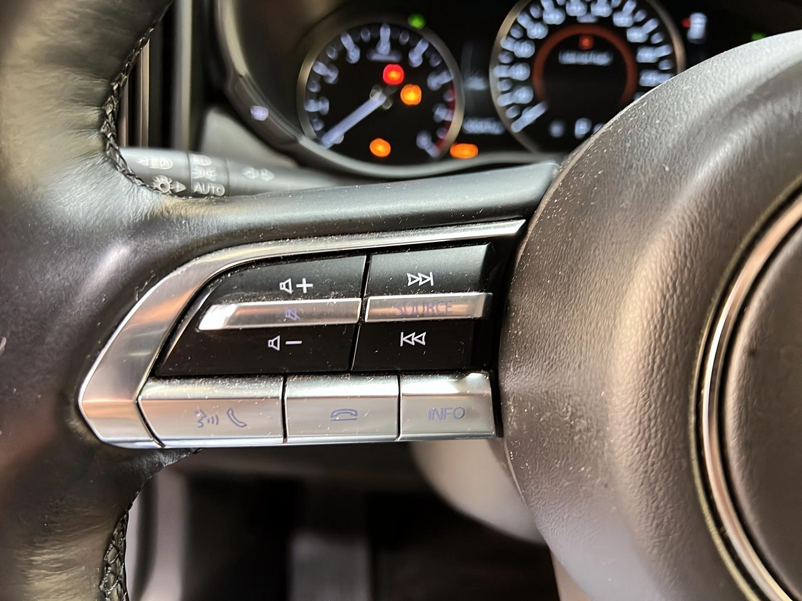 Mazda CX-50 2023 - Image #23