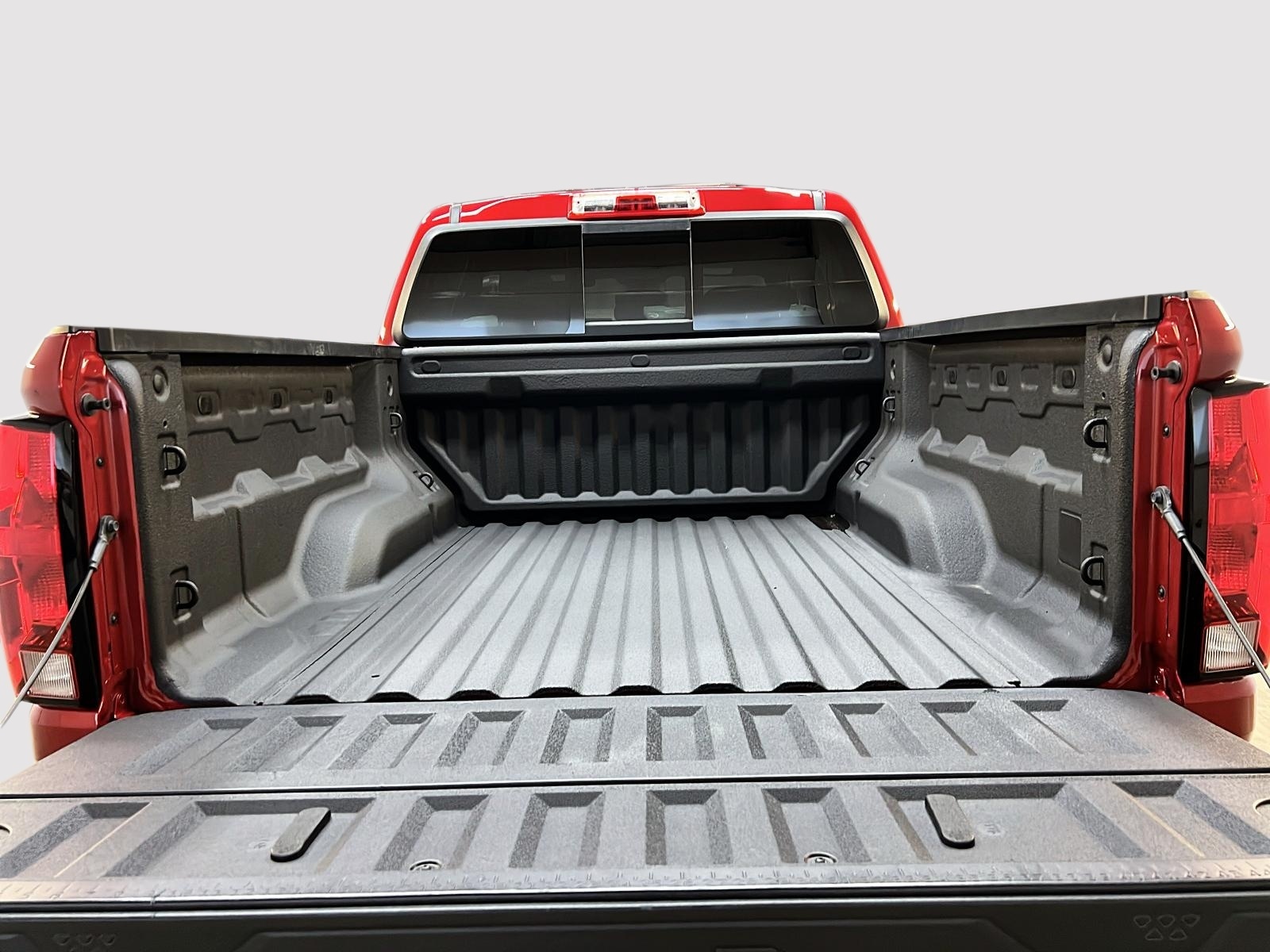 Chevrolet Colorado WT PREFERRED CREW CAB 4X4 2023 - image #12