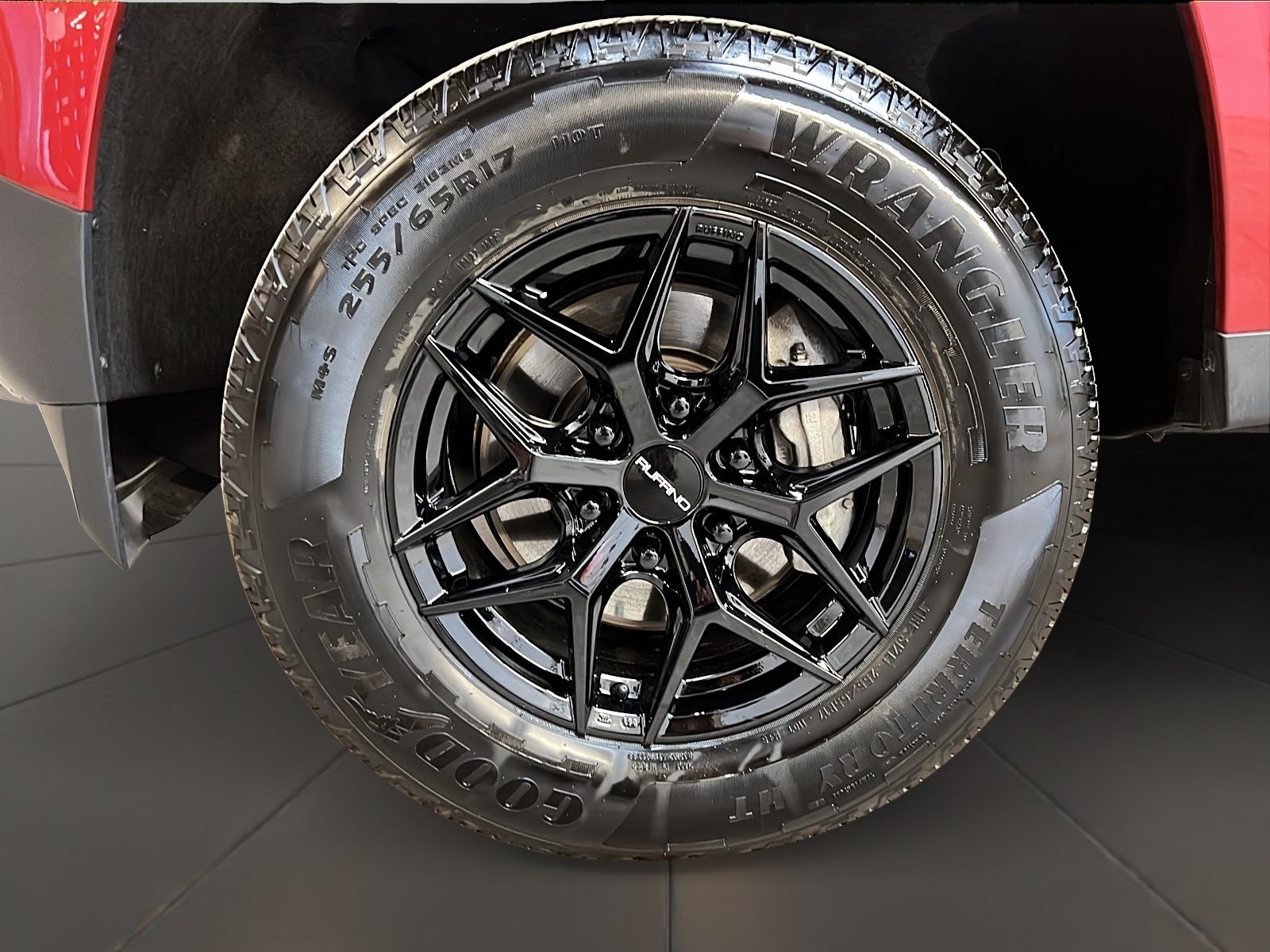 Chevrolet Colorado WT PREFERRED CREW CAB 4X4 2023 - image #24